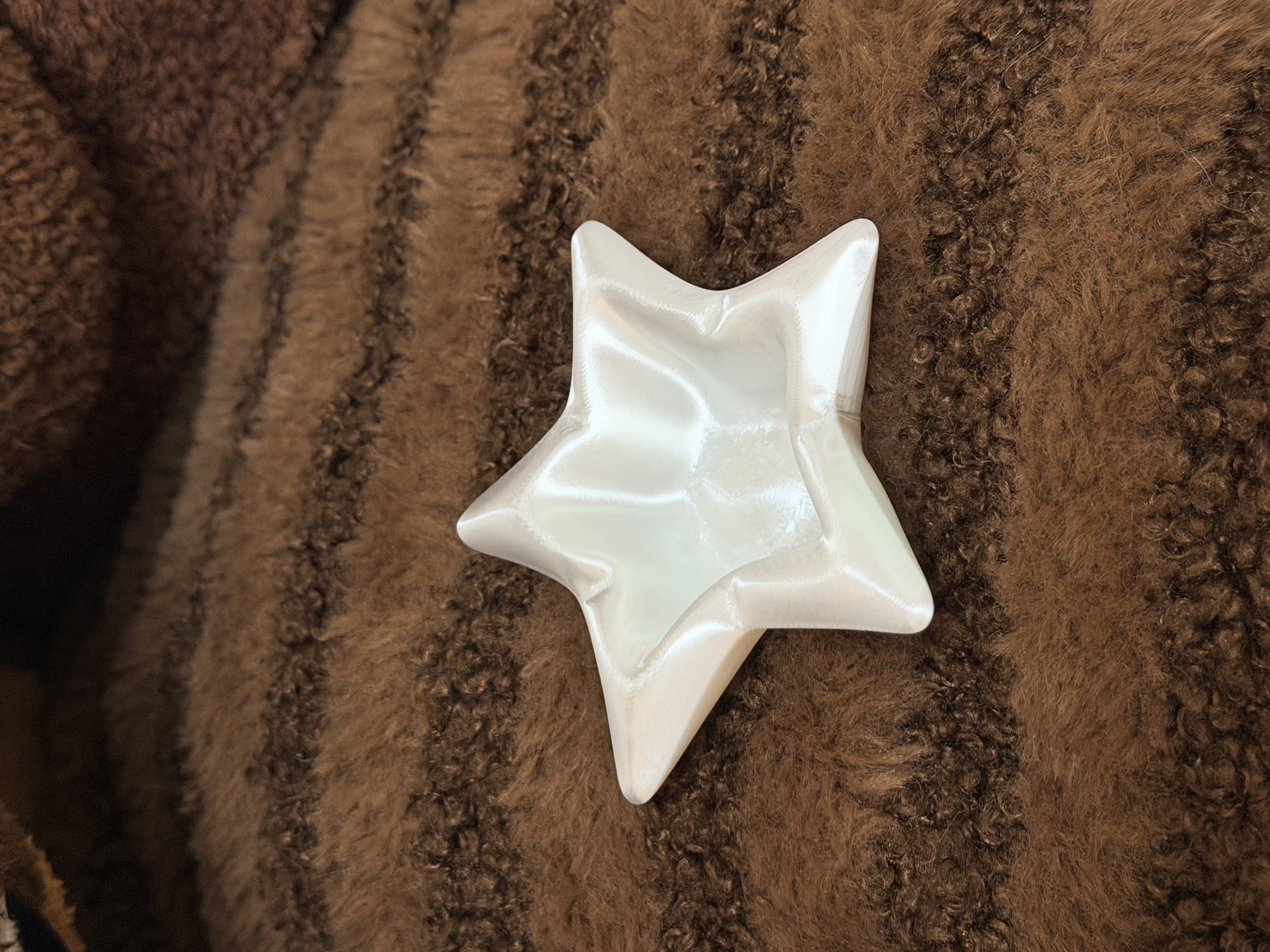 Miniatura 1 do modelo 3D 星星收纳容器