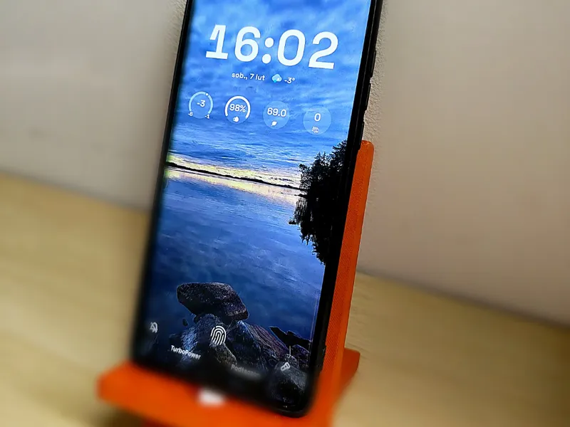 Basic Phone Stand