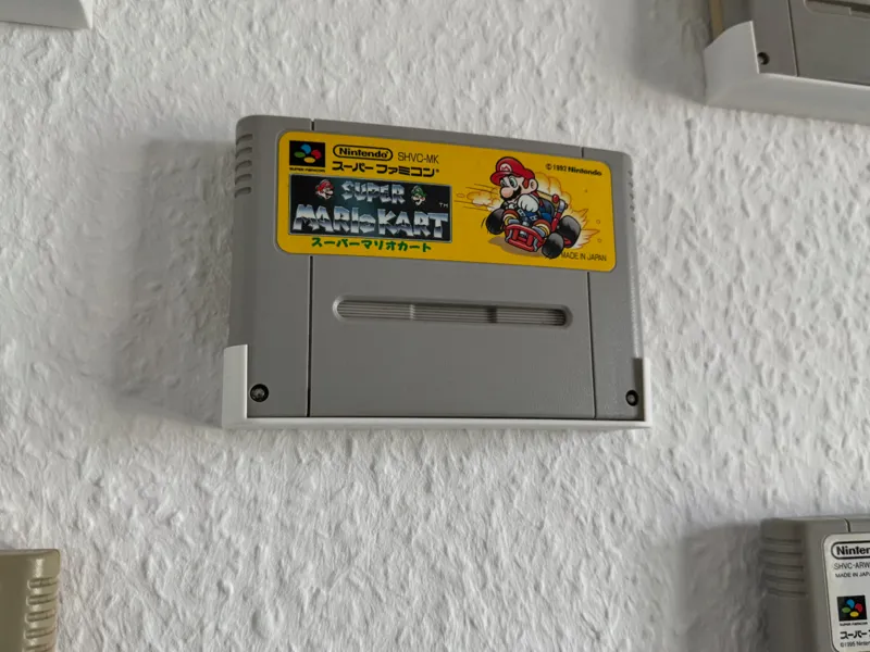 SNES Cartridge Wall Mount (PAL, NTSC-J)