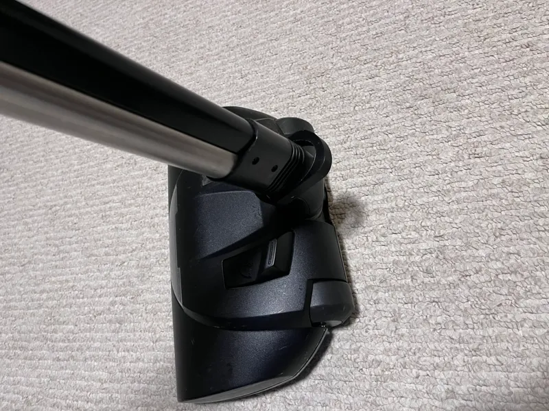 Vacuum powerhead release
