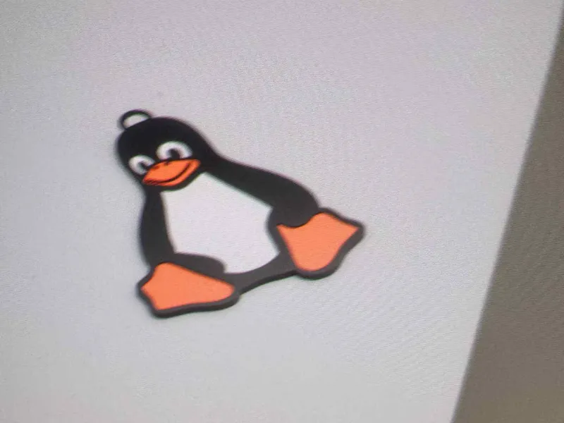 Linux Penguin Keychain