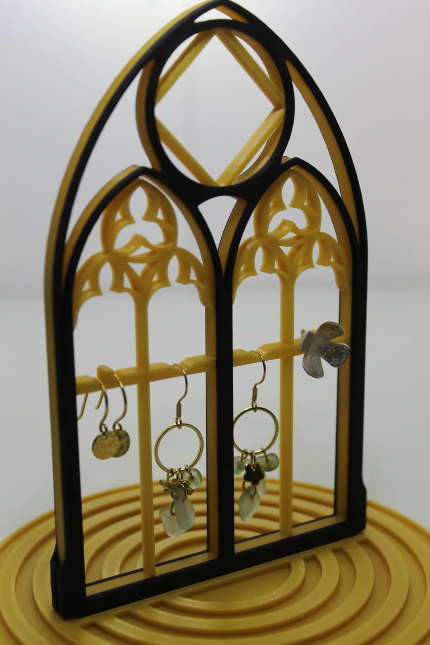 cathedral window earring holder(no ams) view 2