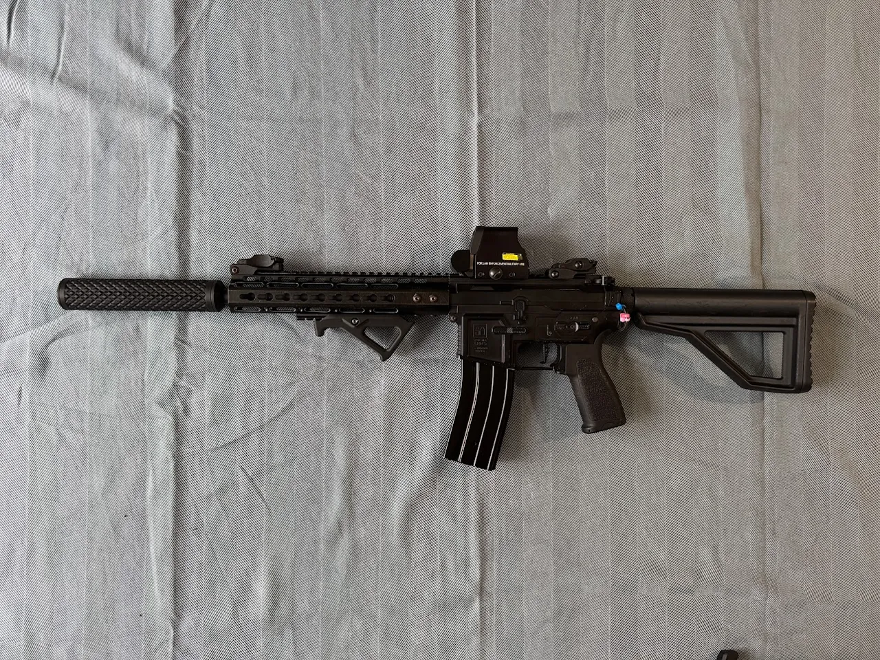 AR15 Foregrip 13 - Picatinny view 3