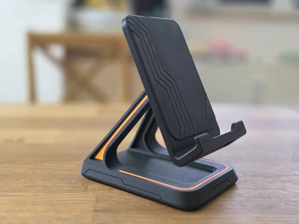 PHONE STAND 2025-CYBER-NO AMS NEEDED + AMS VERSION - MakerWorld 3D ...