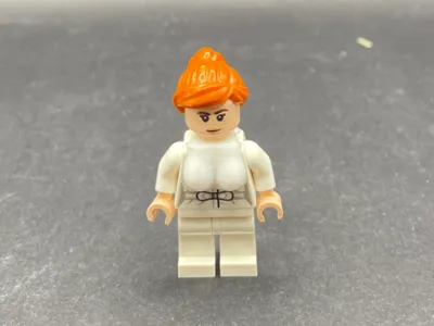 Mini-Figure Realistic chest custom