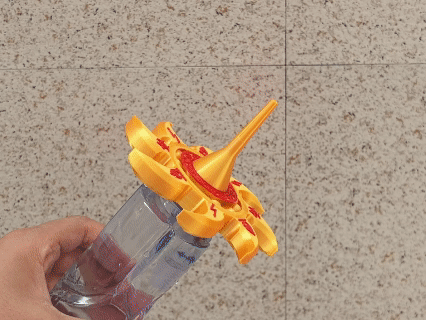 Miniatura 1 do modelo 3D 旋转手里剑水枪 矿泉水瓶盖水枪 适配大多数矿泉水瓶 夏天打水仗玩具 解压玩具 一体打印无需支撑