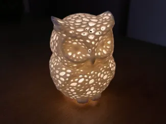 Voronoi Owl LED tealight candle