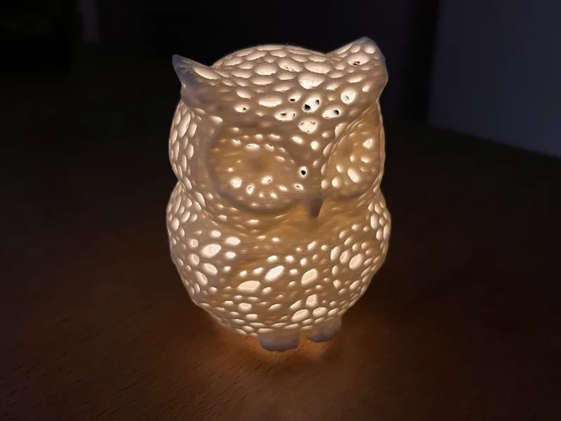 Voronoi Owl LED tealight candle