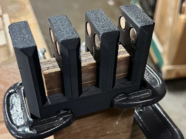 https://makerworld.bblmw.com/makerworld/model/US6a31e750f24d94/design/2025-12-15_d253cefa424d88.jpg