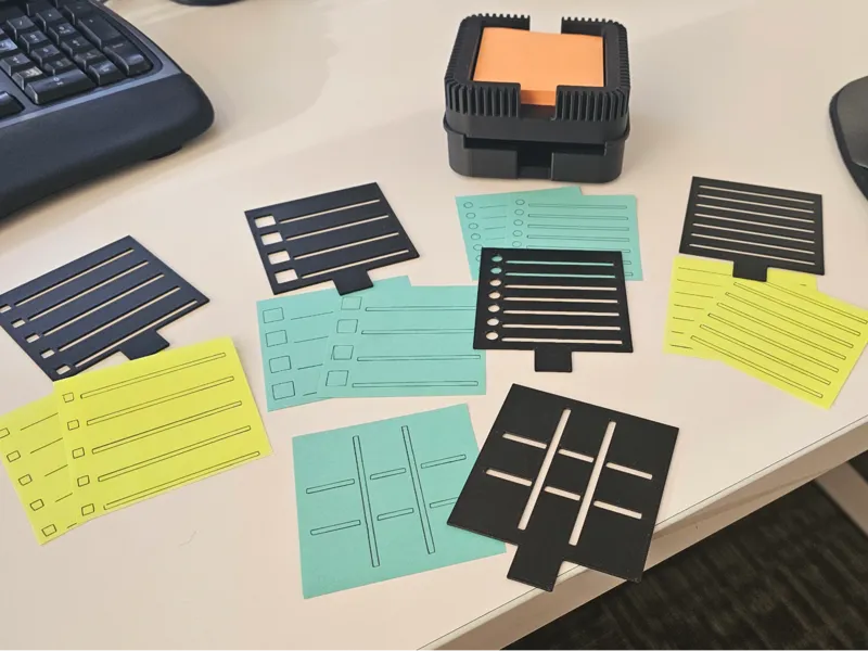 Post-it Note Holder with Stencil & Stamp Base – V2