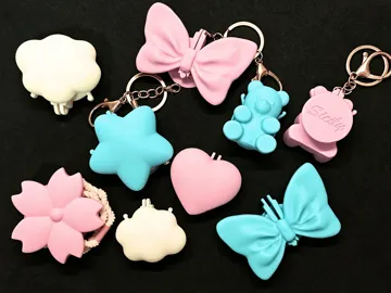 Accesorio para sujetar ligas de cabello: Personalized bear hair tie keeper keychain — vista de referencia 3