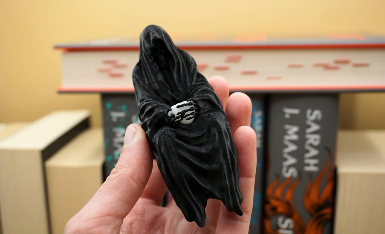 Sitting Grim Reaper with Teacup | (Book)shelf Deco view 4