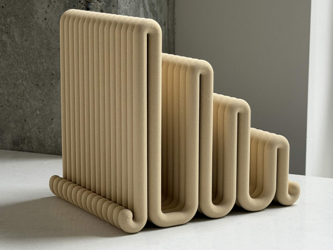 Modern Triple Vertical Laptop iPad eReader Stand