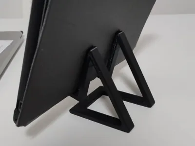 black (PLA) support for phones or tablets