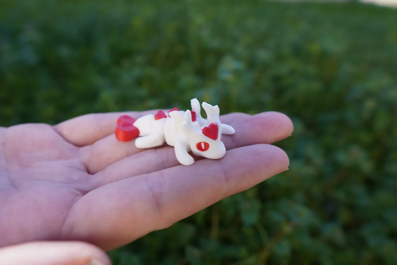 Mini Articulated Love Dragon Valentine's Gift view 3