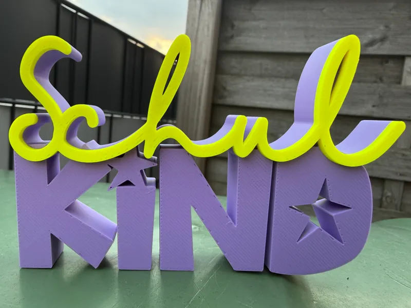 Schulkind Schriftzug