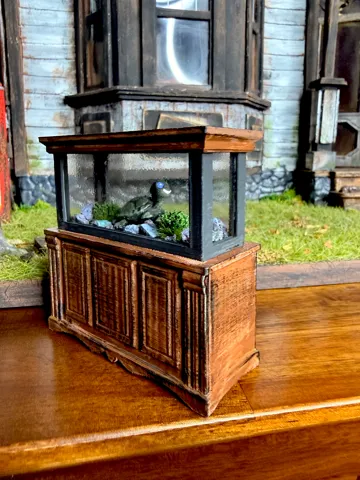 Figura decorativa: 1:12 Scale Miniature Aquarium / Terrarium w/ Stand — vista de referencia 3