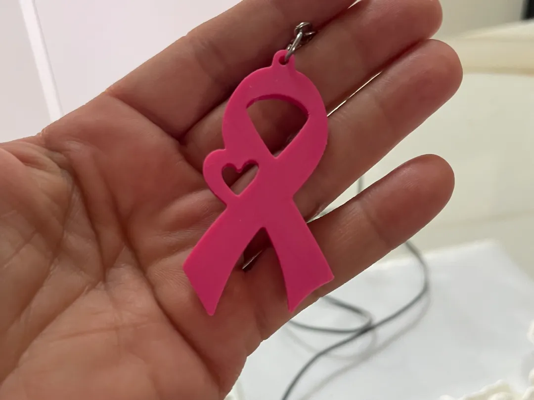 Llavero Lazo Rosa con Corazón concienciación - Modelo de impresión 3D ...