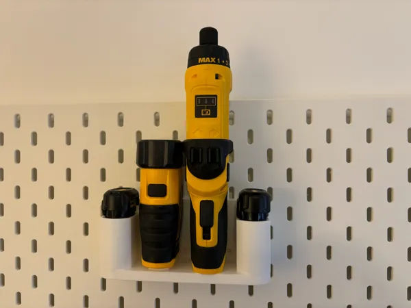 Support Skadis pour 2 outils et 2 batteries Dewalt 8V