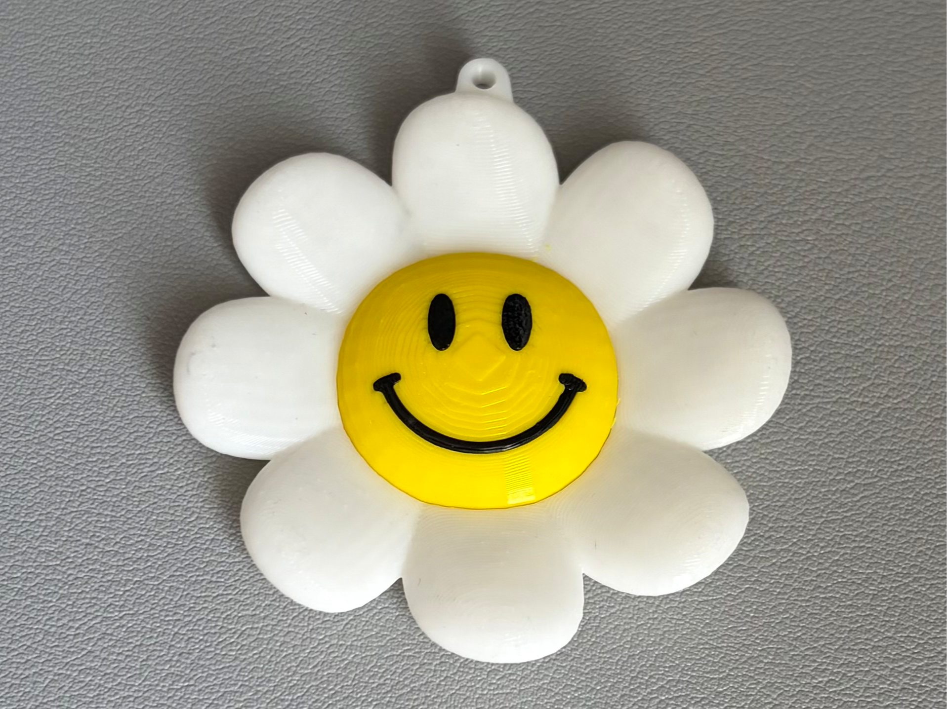 Smiley Flower Daisy Keychain | No AMS