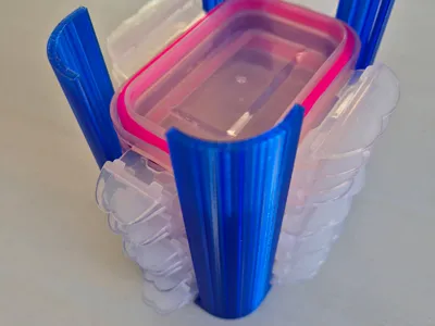 Lid holder for lids with flaps