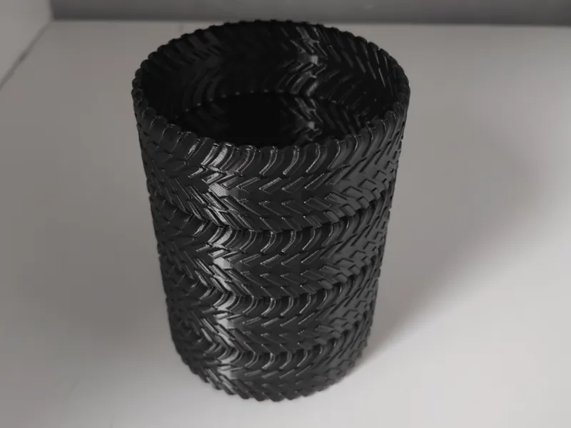 Tire pen holder