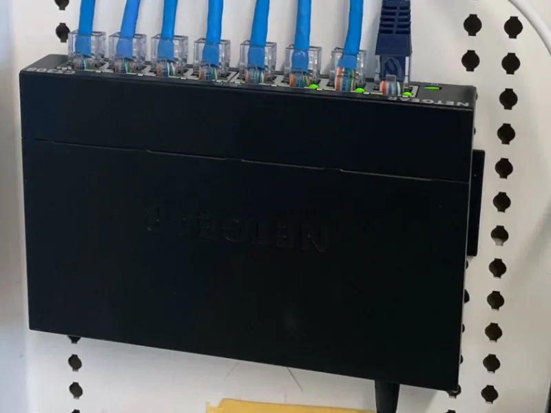 Legrand OnQ VESA Mount for Netgear308 Router