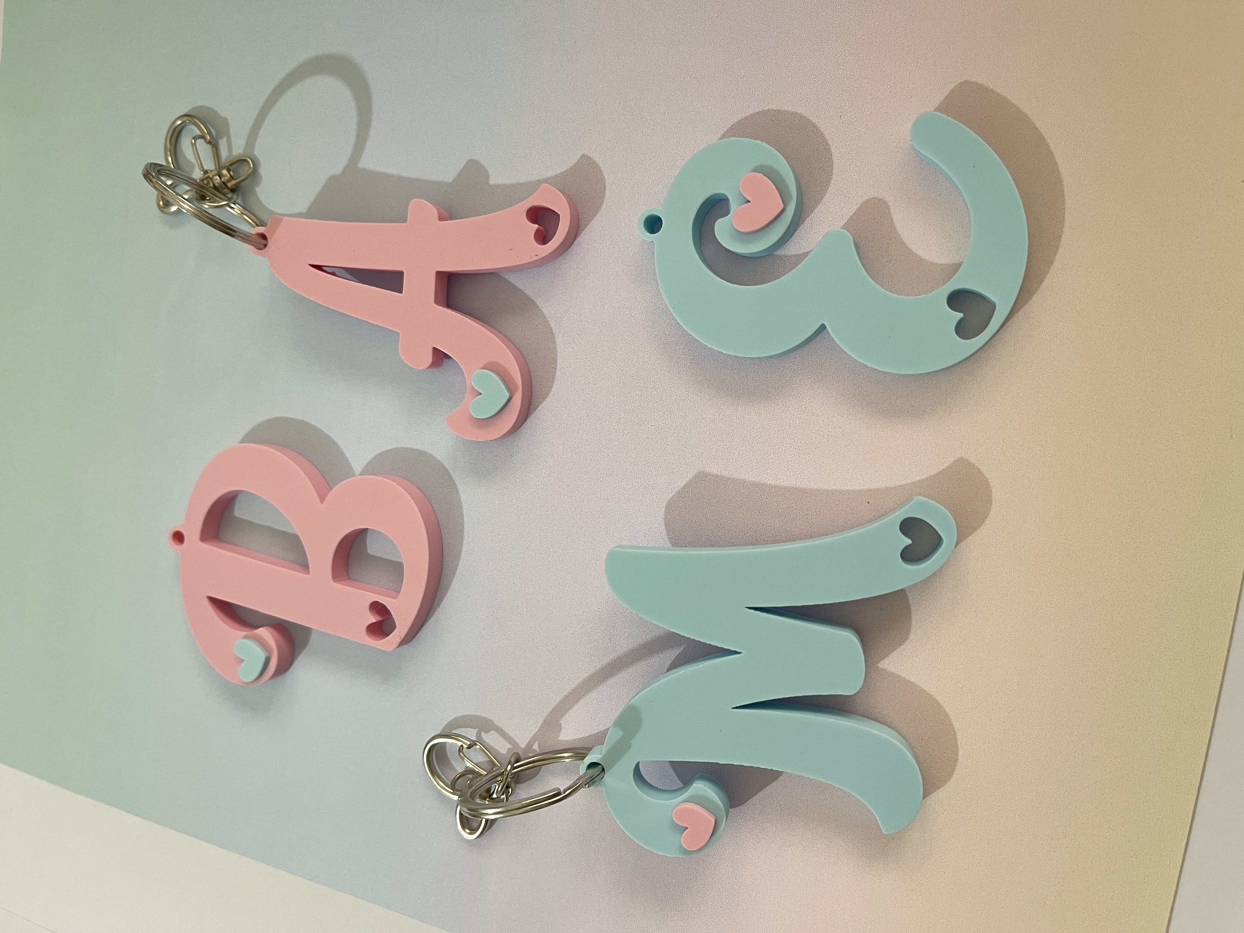 Llaveros de letras con corazón — imagen 2 de impresión 3D