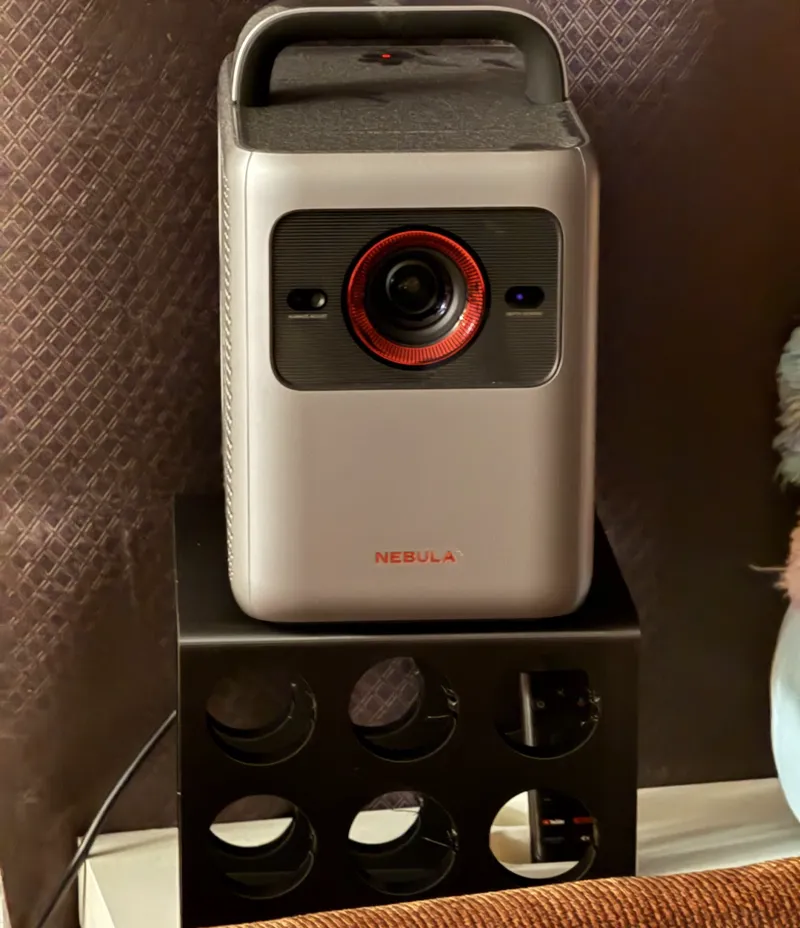 Simple Projector Shelf for Nebula Cosmos