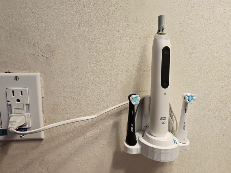 Oral B IO Toothbrush Charger and Head Holder