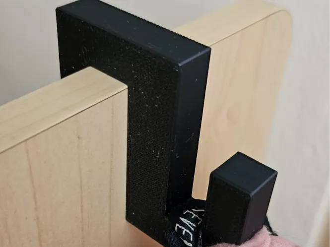 Haken für Kinderregal