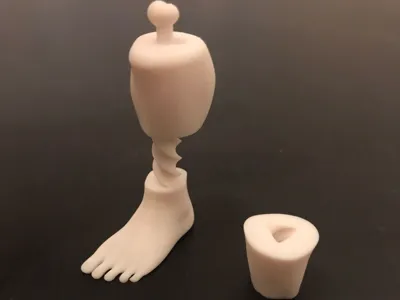 Broken Leg Fidget
