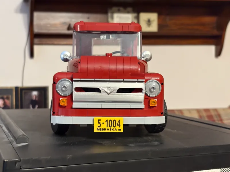 Brick compatible F100 grille