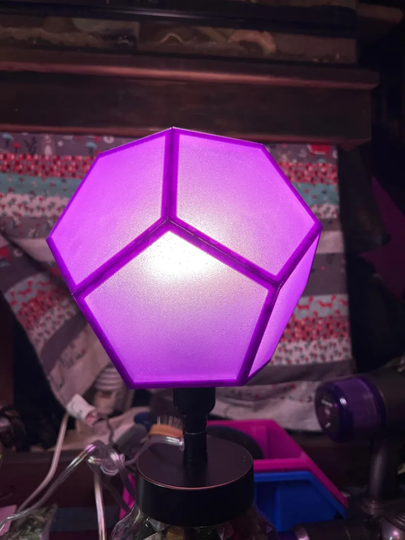 Dodecahedron Lampshade - resized base for E26 Bulbs