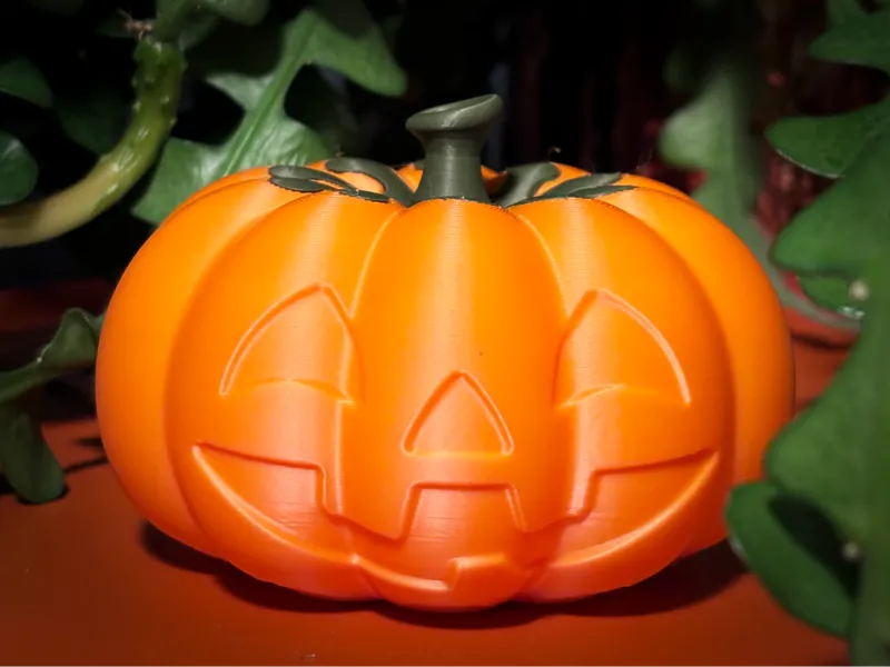 Halloween pumpkin spinner with passthrough vortex