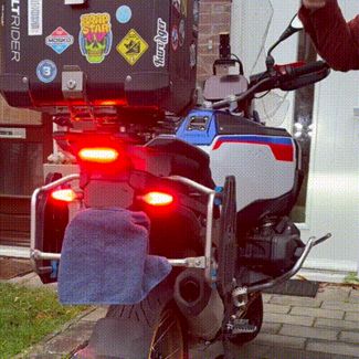 BMW R1300GS (and Adventure) adapter for Denali B6