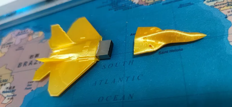 F22 USB drive