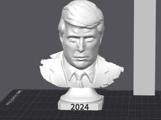 Trump Statue