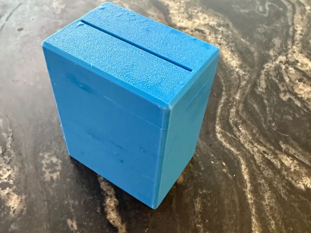 Razor Blade Disposal Box 来自 brandon.ayers02 MakerWorld:免费下载 3D 模型