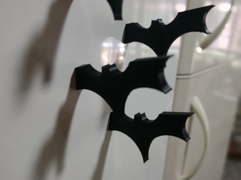 Batman Batarang Magnet