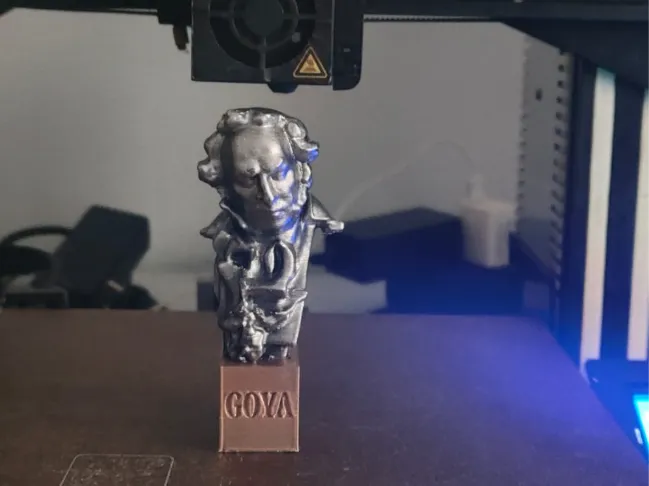 busto goya¨premios goya¨