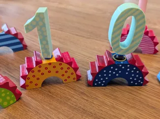 GoKi Birthday Snake Digits 0 & 1