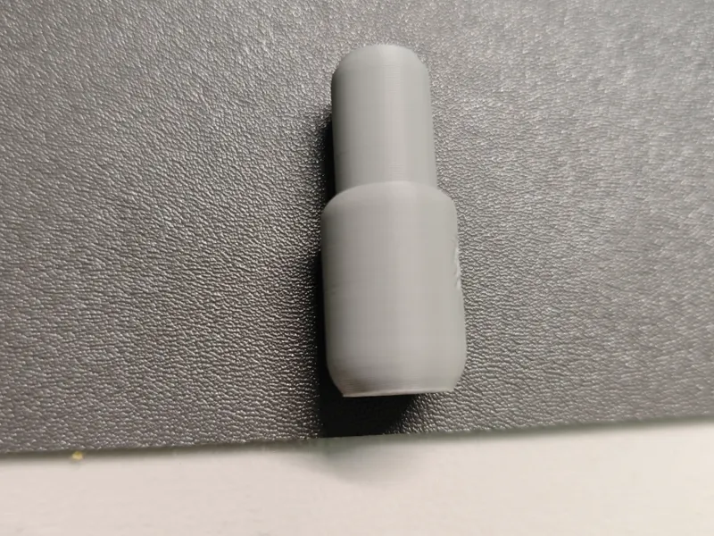脚踩充气磊打气球的气嘴