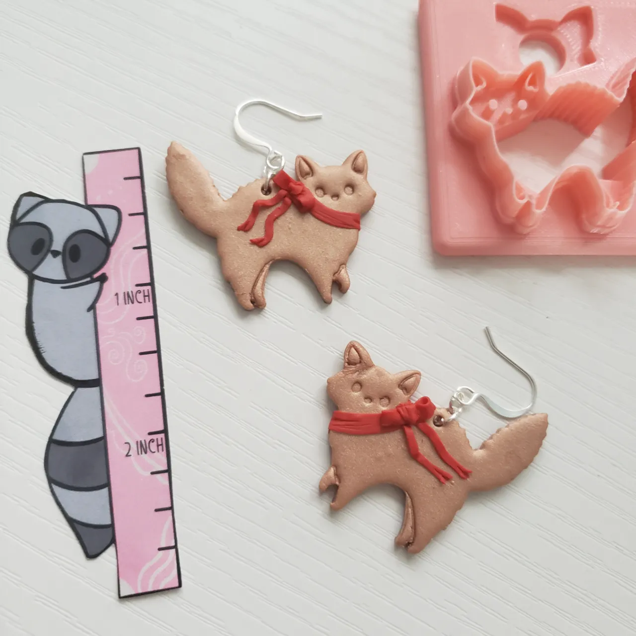 Scaredy Cat Fluffy Kitty Clay Earring Cutter view 3