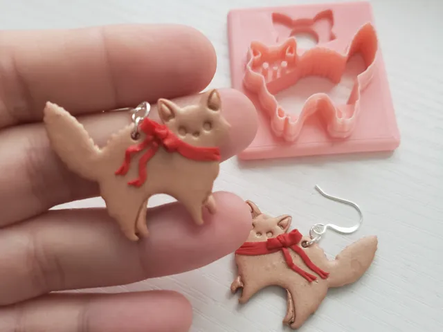 Scaredy Cat Fluffy Kitty Clay Earring Cutter
