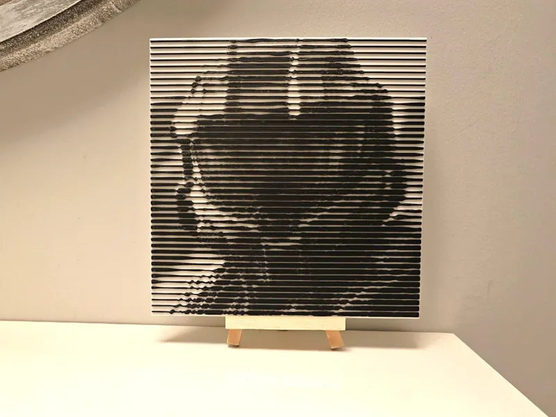 Halo Master Chief Halftone Wall Art by Ikonic3D