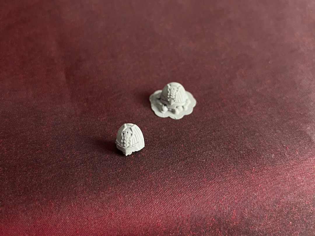 Eagle Shoulder pads for space miners