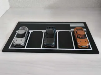 1:64 Scale Parking Display Diorama