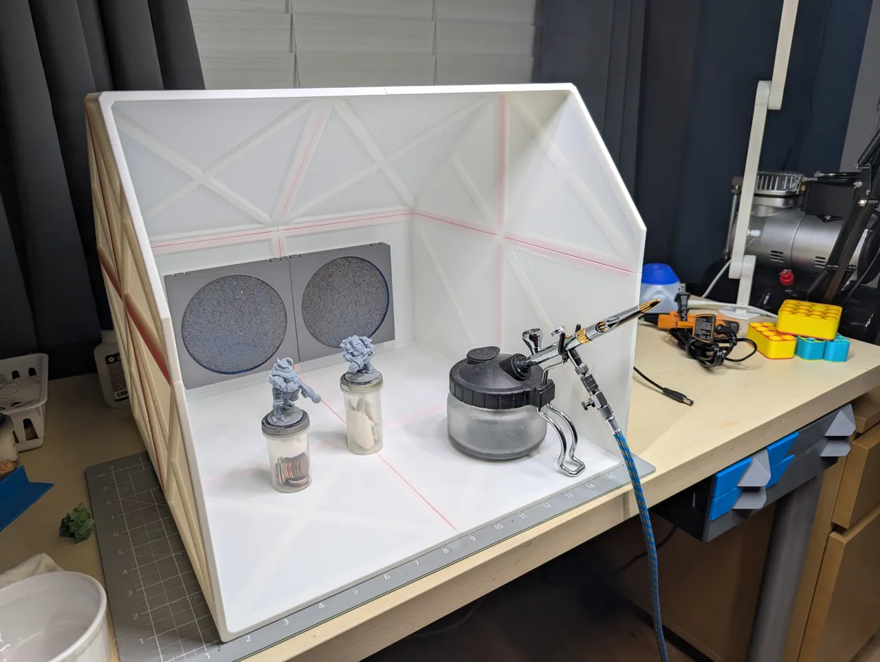 Airbrush Spray Booth V2 view 3