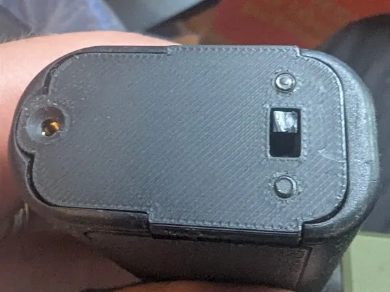 Wolverine MTW Battery grip lid, with switch